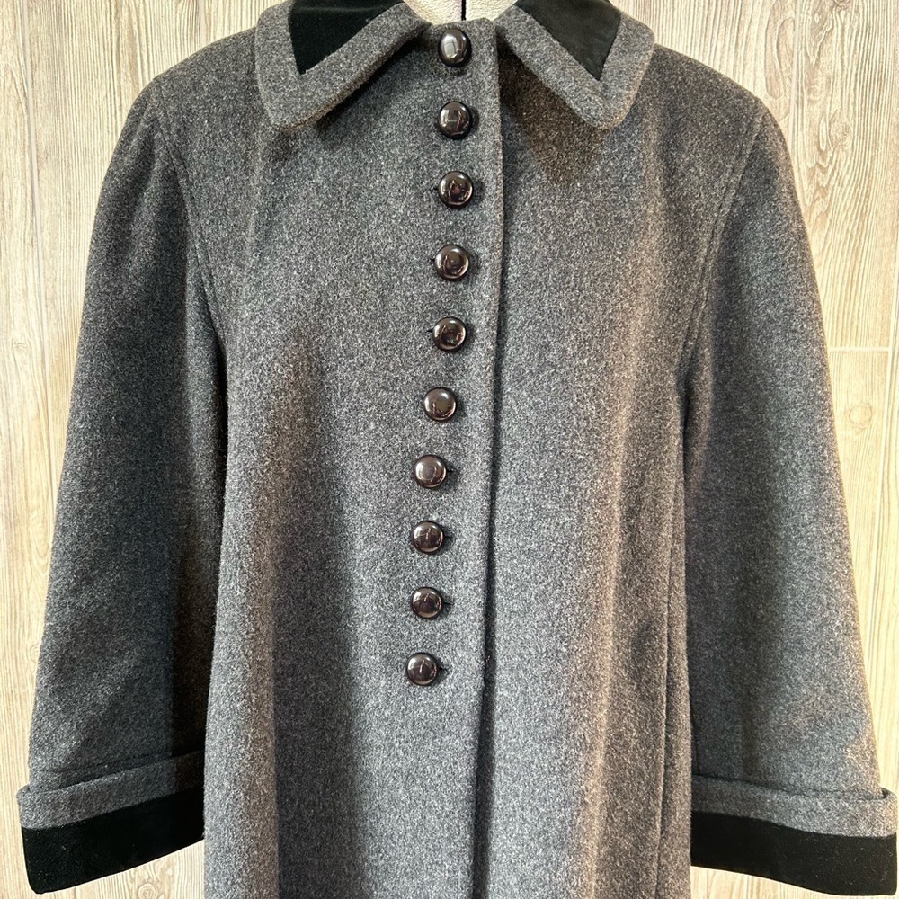 Vintage Mario de Pinto Wool Button Down Trench  Overcoat with Velvet Trim Large - Picture 2 of 16